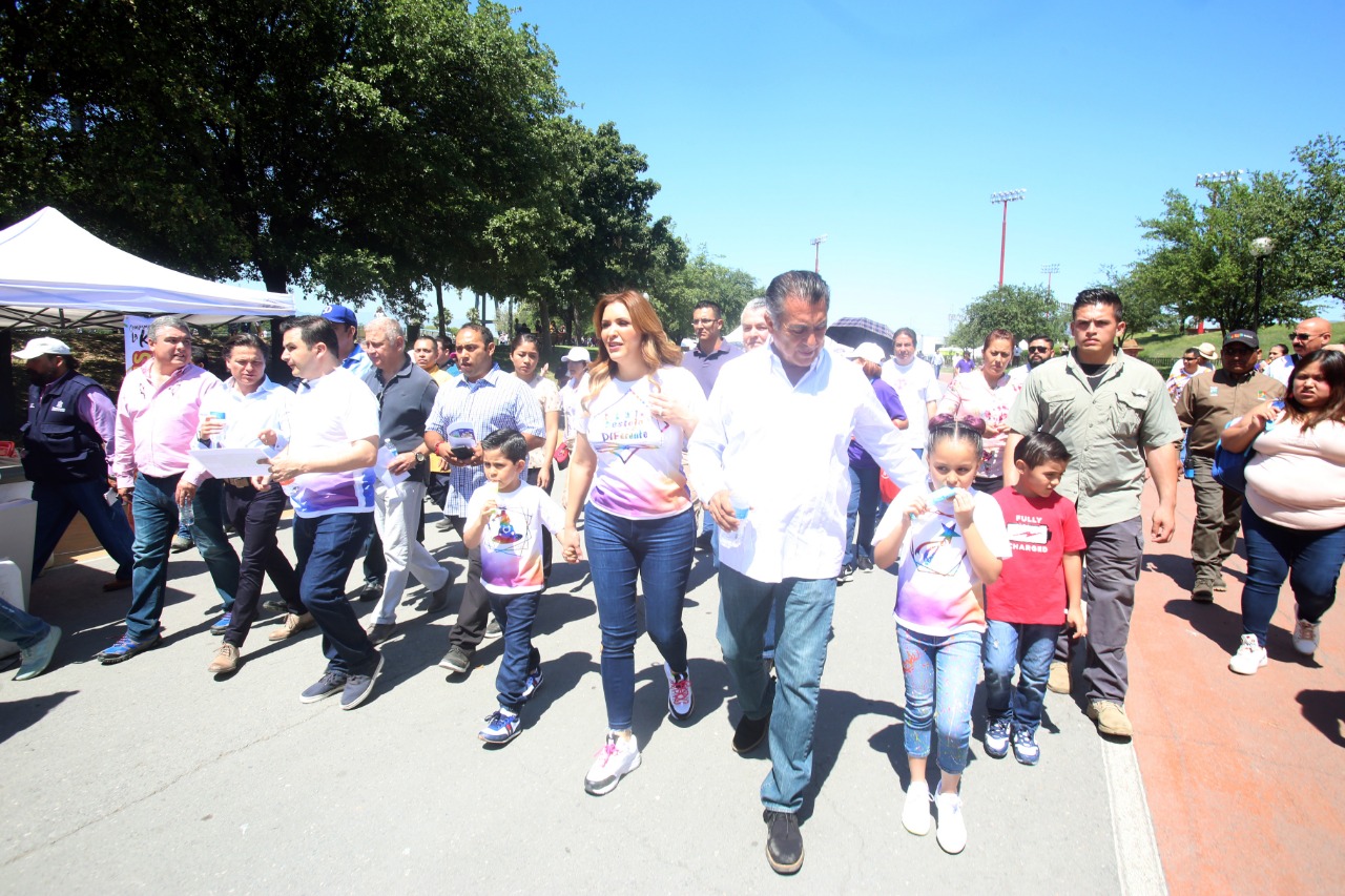 Jaime Rodríguez Calderón, pidió "amor y paz" en el tema de aumento de tarifas. (Foto: Raúl Palacios)