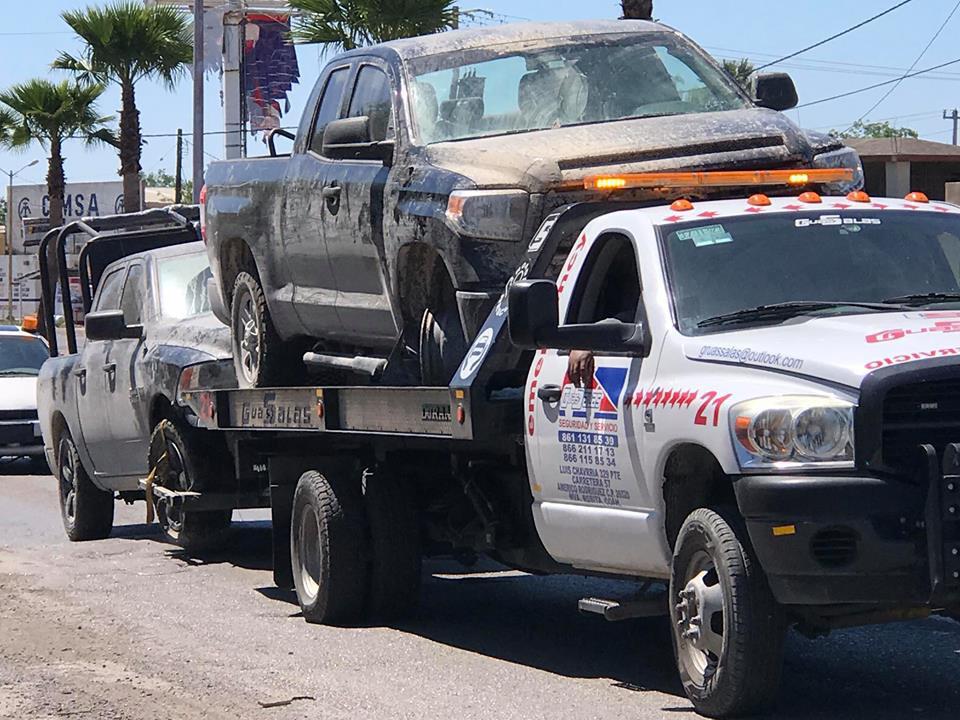Los vehículos fueron asegurados entre los límites de Coahuila y Nuevo León. (Especial)