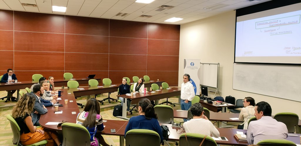 Impartió charlas sobre innovación y transformación pública en el Tec.(ESPECIAL)