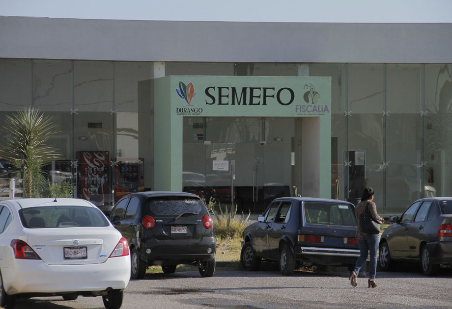 El cuerpo del hoy difunto fue trasladado a la SEMEFO. (Milenio Digital)