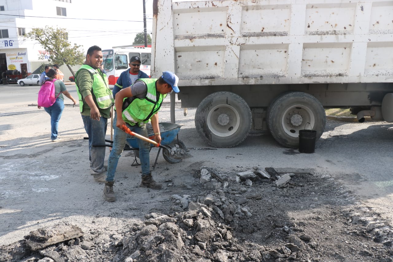 Hasta la fecha, han tapado cerca de 18 mil baches. (Foto: Orlando Mendieta)