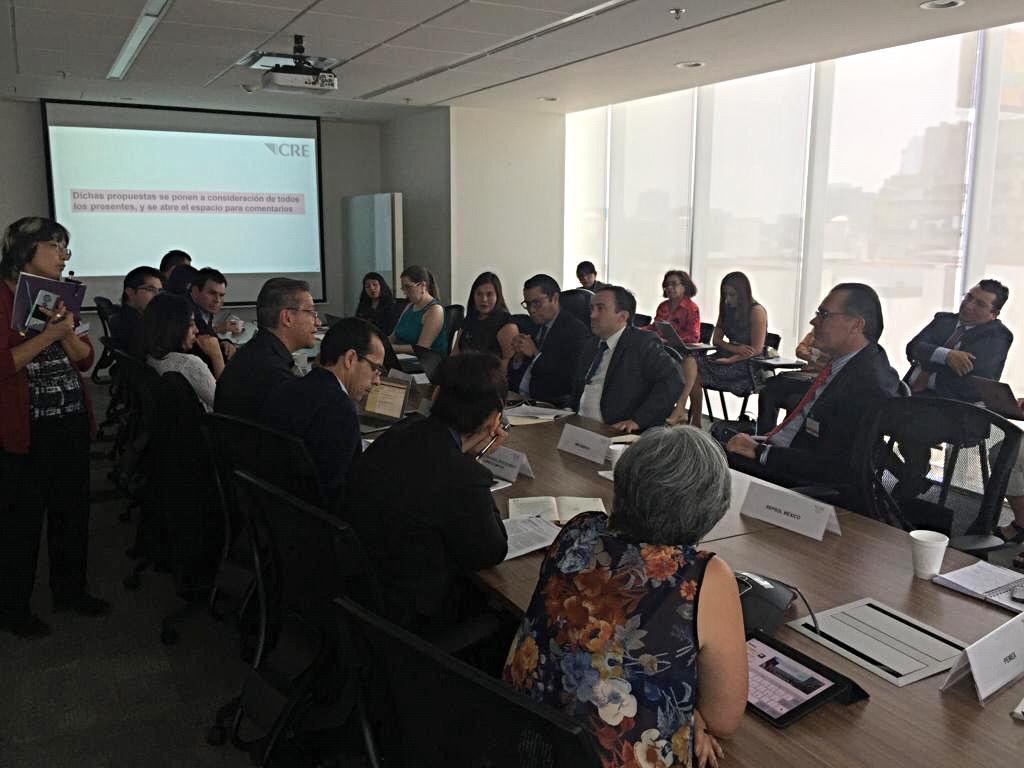 El Gobierno Federal se comprometió a presentar estudios complementarios sobre los costos de operación para atender las dudas de Pemex. Foto: Especial