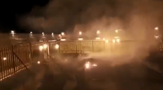 El incendio fue "extinguido rápidamente", dijo la policía israelí, que añadió que se investigaban las causas.