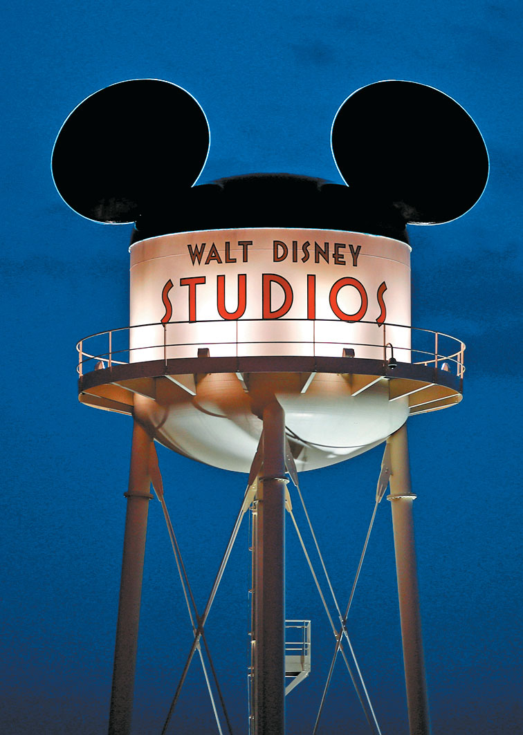Recientemente su familia vendió Fox a Disney. (Reuters)