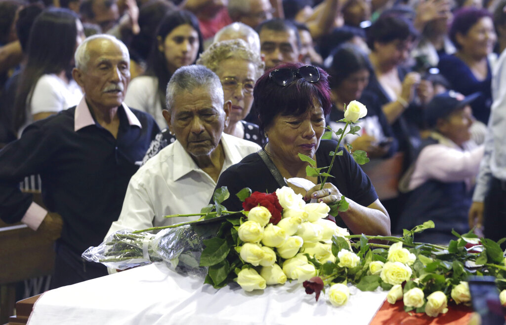 Velorio de Alan García, ex presidente de Perú. (Reuters)