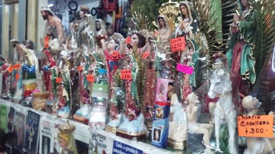 Artículos religiosos.