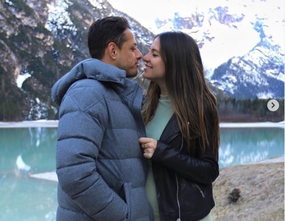 Chicharito se ausenta de entrenamiento de West Ham y su esposa publica fotos en Italia (Instagram)