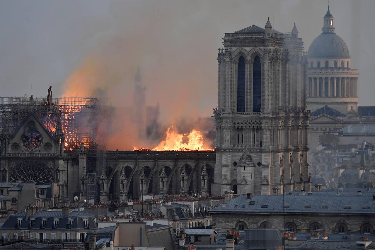 La noche del 15 de abril en París.