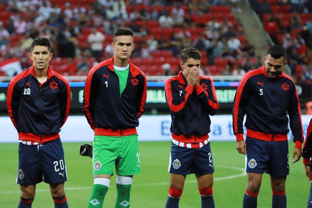 Jesús Molina y sus compañeros en Chivas (Imago7)