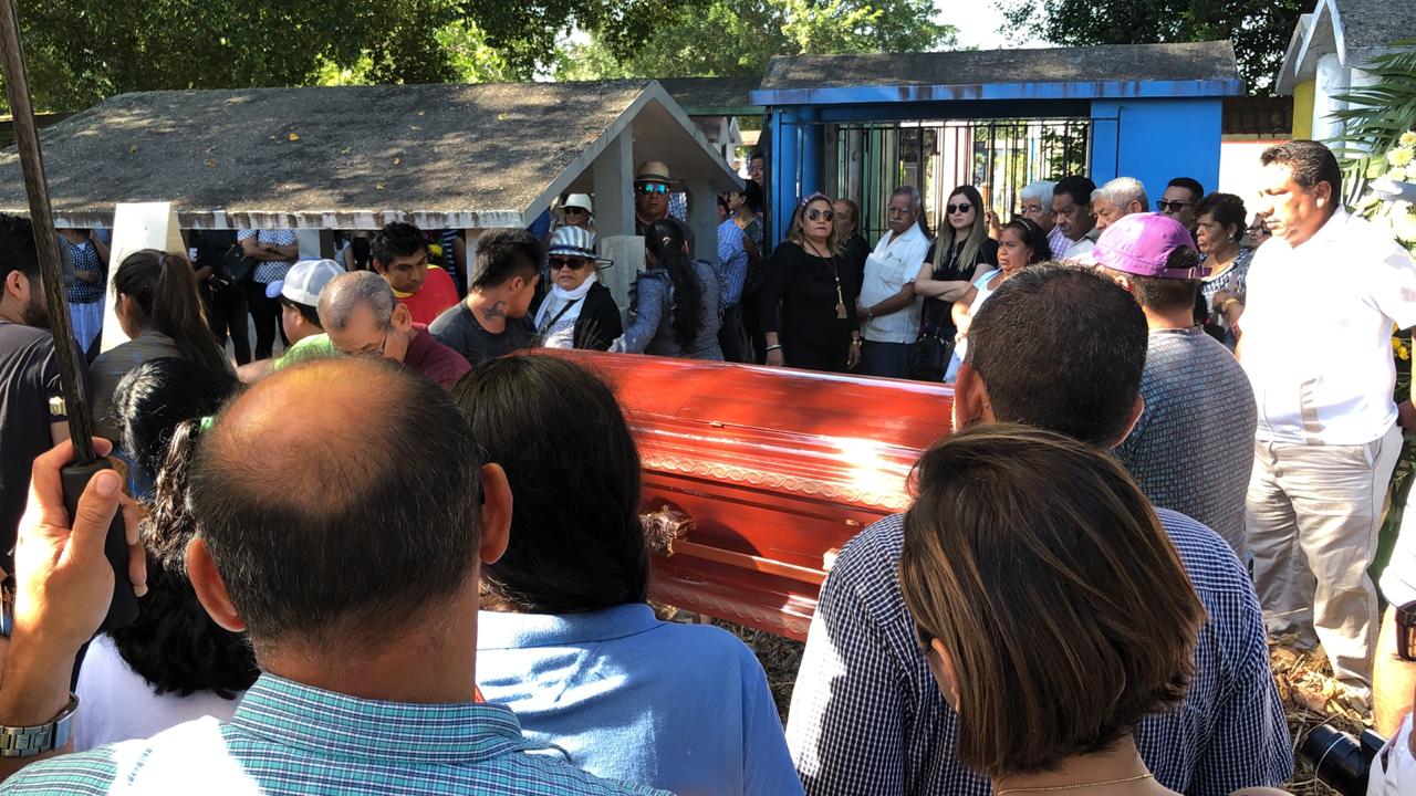 El multihomicidio ocurrió este viernes, en el salón de fiestas La Potra, ubicado en la colonia Obrera. (Isabel Zamudio)