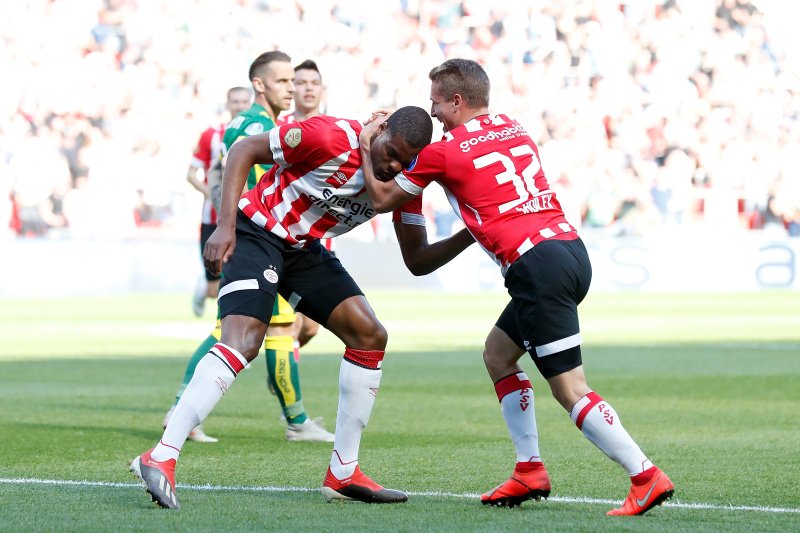 PSV sigue en la lucha por el título de la Eredivisie (Twitter @PSV)
