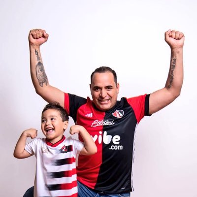 Daniel Osorno reflexionó sobre los años sin levantar la copa de sus amados rojinegros. (Tomada de @daniel11osorno)