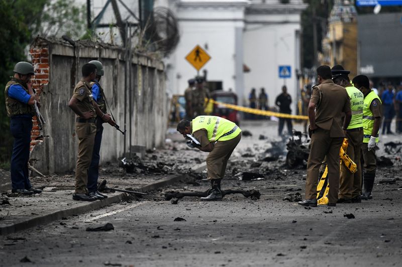 Entre los muertos hay nacionales de Bélgica, Estados Unidos, China y el Reino Unido, entre otros países. (AFP)