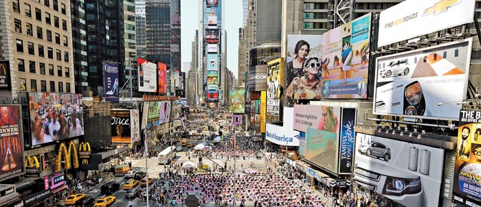 Times Square es otra de las áreas de su interés. Mary Altaffer/AP