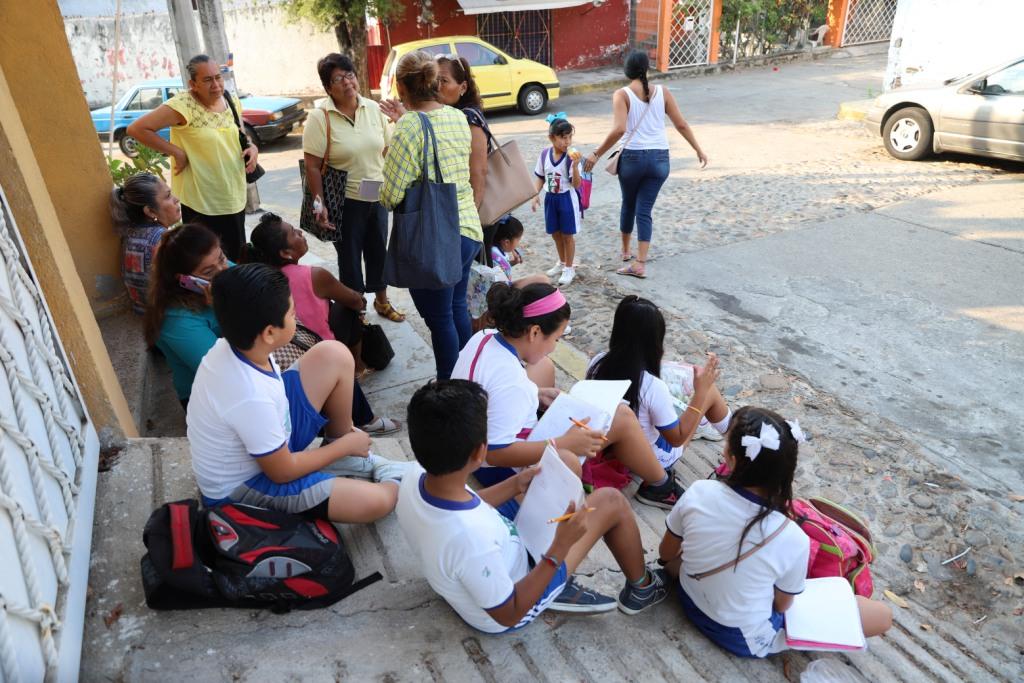 Los alumnos de primero y segundo de primaria aprobarán el grado con sólo asistir. | Cuartoscuro