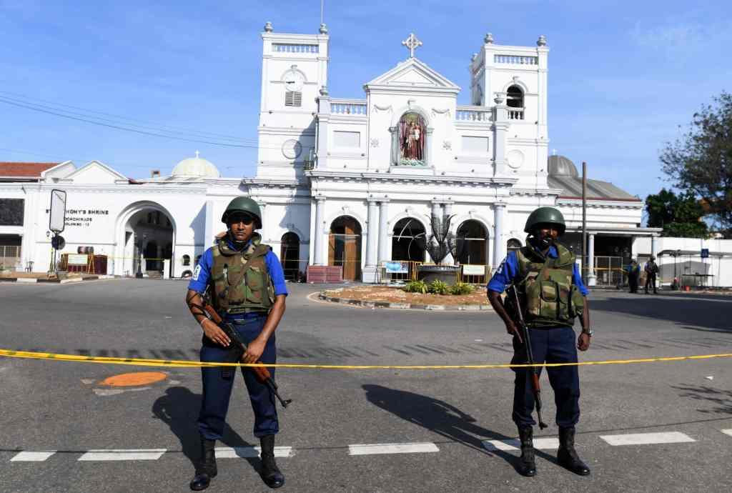 Por los atentados en Sri Lanka van 40 personas detenidas y 321 muertos. | AFP