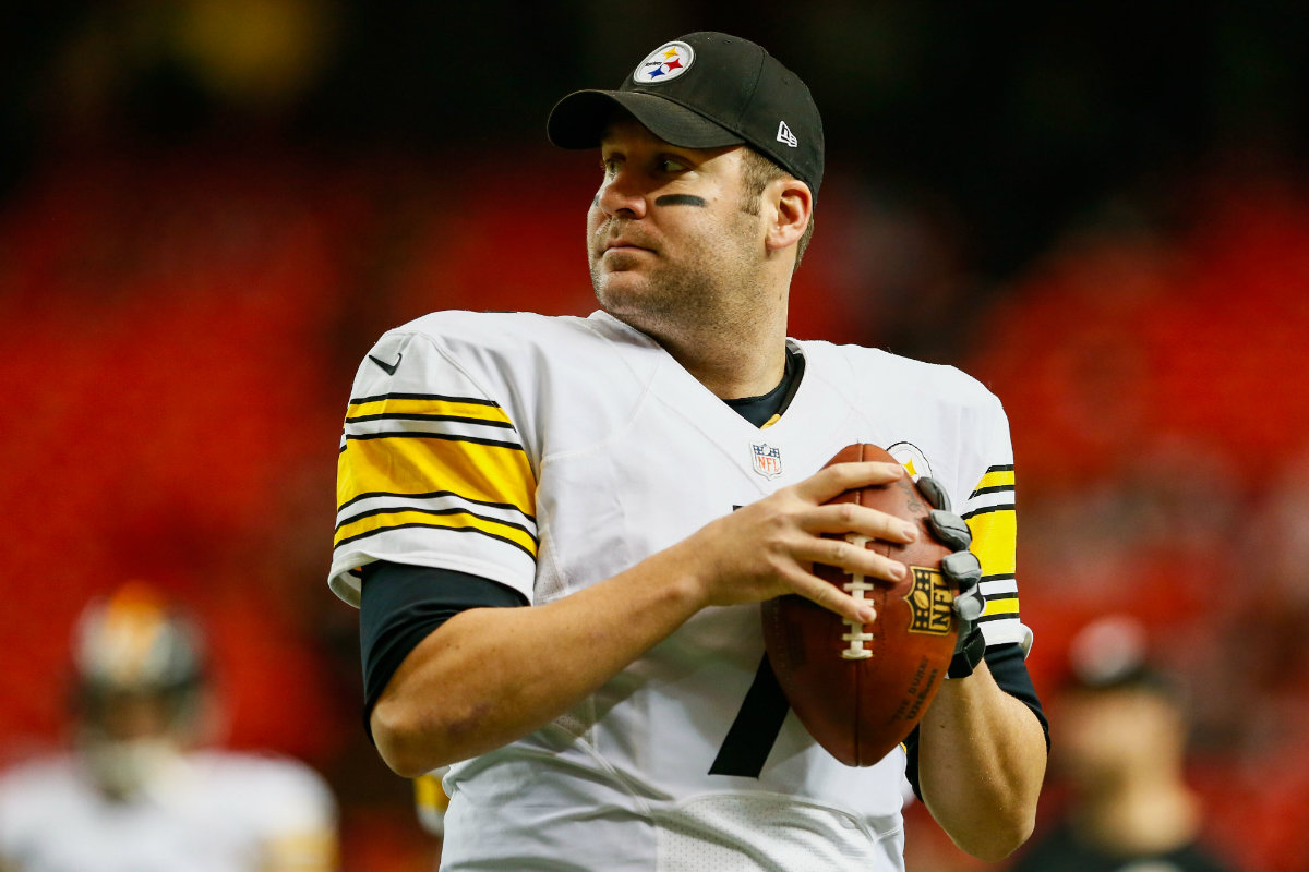 Ben Roethlisberger estará con los Steelers tres años más (AFP)