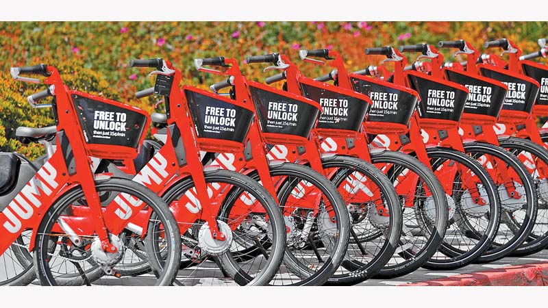 Jump es el negocio de bicicletas eléctricas de la plataforma para pedir transporte. MIKE BLAKE/Reuters