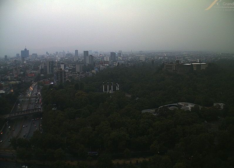 Hay precipitaciones ligeras principalmente en el poniente de la CdMx. (Tomada de @webcamsdemexico)