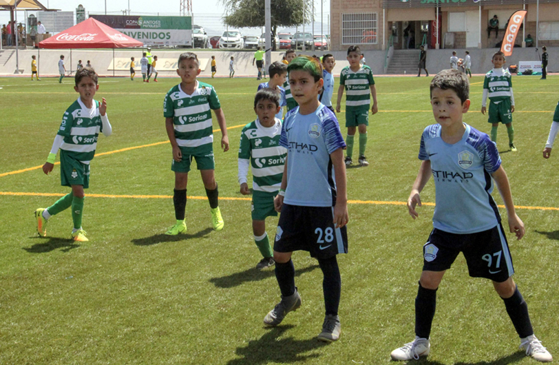 Los equipos pelean al máximo en las canchas del TSM. (Michael Nájera)
