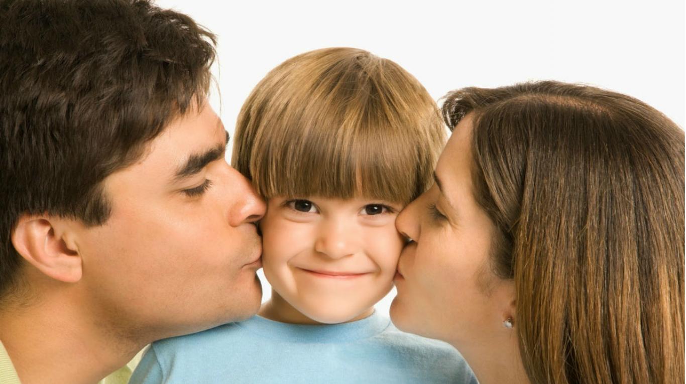 Hoy en día los padres de familia se han vuelto más permisivos. (Archivo)