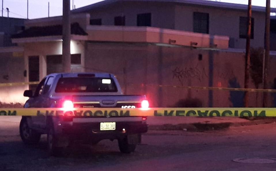 El asesinato ocurrió cerca de las 11:00 de la noche sobre la calle Cuba. Foto: Especial