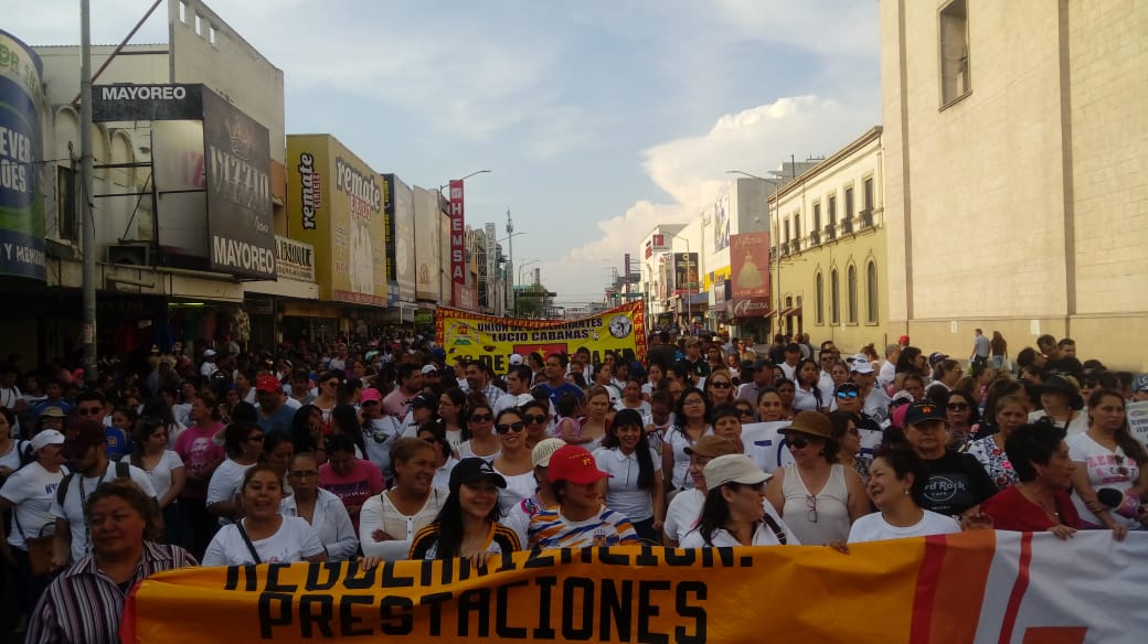 La concentración fue en la explanada de Colegio Civl. Foto: Adín Castillo