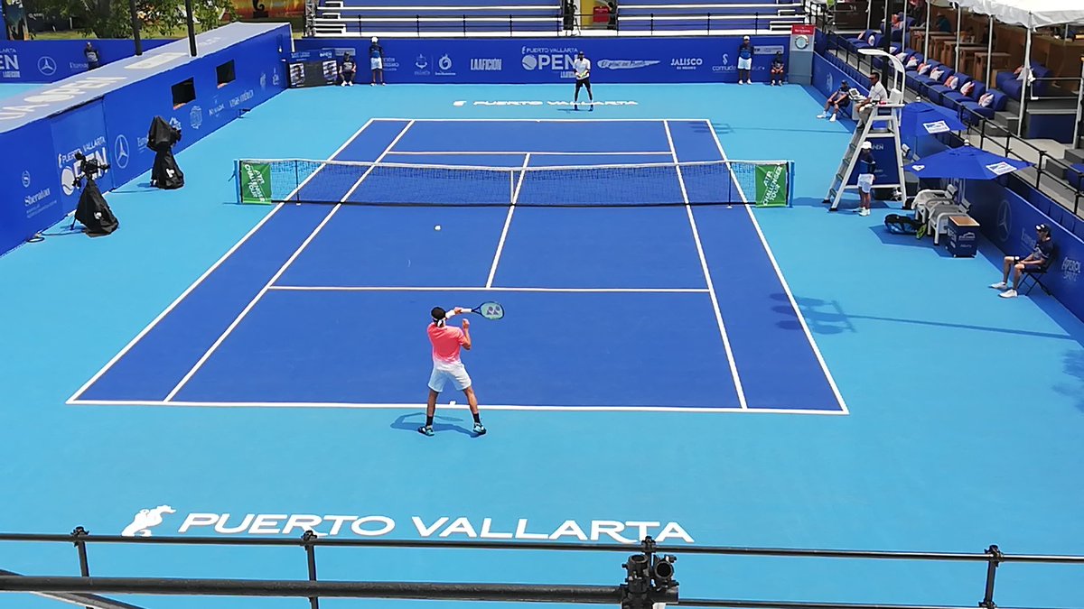 Miguel Ángel Reyes Varela y Marcelo Arévalo, últimos campeones del Jalisco Open, superaron su partido de primera ronda para acceder a cuartos de final