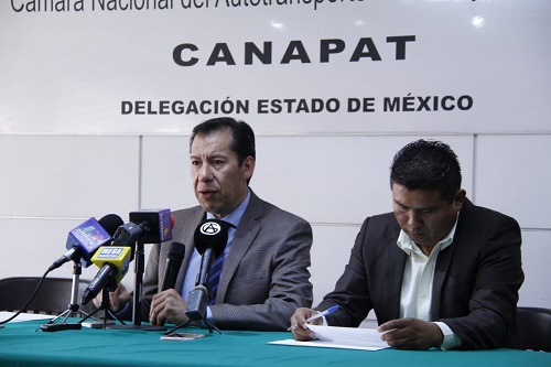 En conferencia de prensa reportaron la retención de 15 unidades. (Claudia Aguilar)