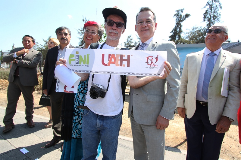El rector Adolfo Pontigo inauguró el Festival Internacional de la Imagen 2019. (Cortesía)
