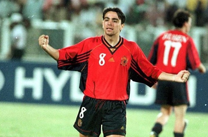 Xavi Hernández en sus inicios con la selección de España (Instagram: @xavi)