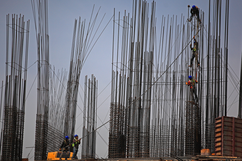 Crece ocupación de mujeres en industria de la construcción (Andrés Lobato)