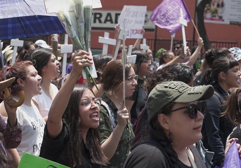 Los estudiantes de las UNAM protestan en Rectoría contra los feminicidios. | Steve Allen
