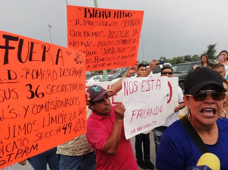 Familiares y trabajadores pidieron apoyo al Presidente. Foto: Eduardo Mendieta
