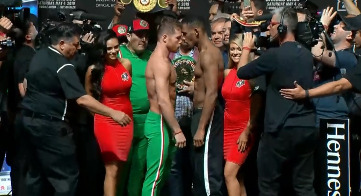Saúl 'Canelo' Álvarez y Daniel Jacobs superan la báscula (Facebook Golden Boy Boxing)