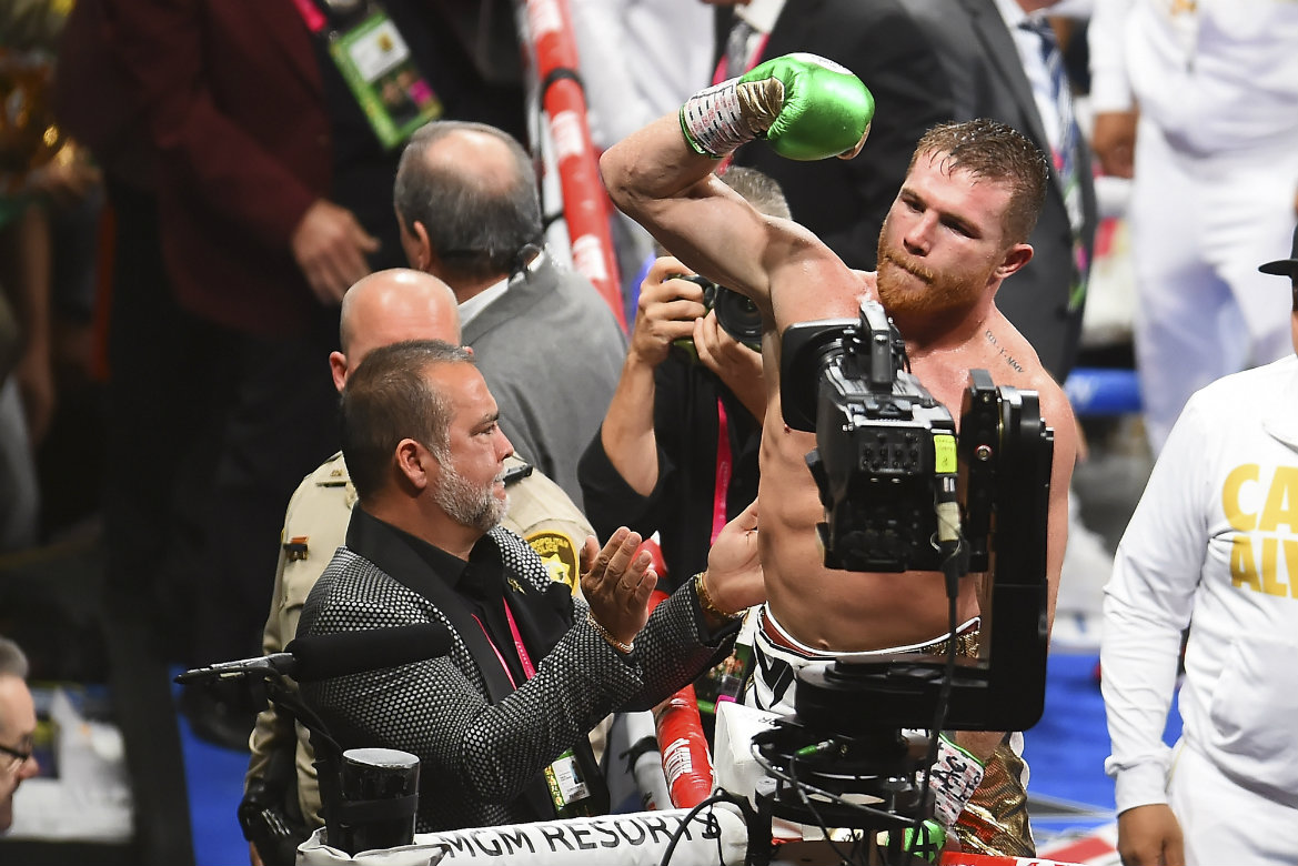 Las acciones del combate entre 'Canelo' y Jacobs en Las Vegas (Mexsport)