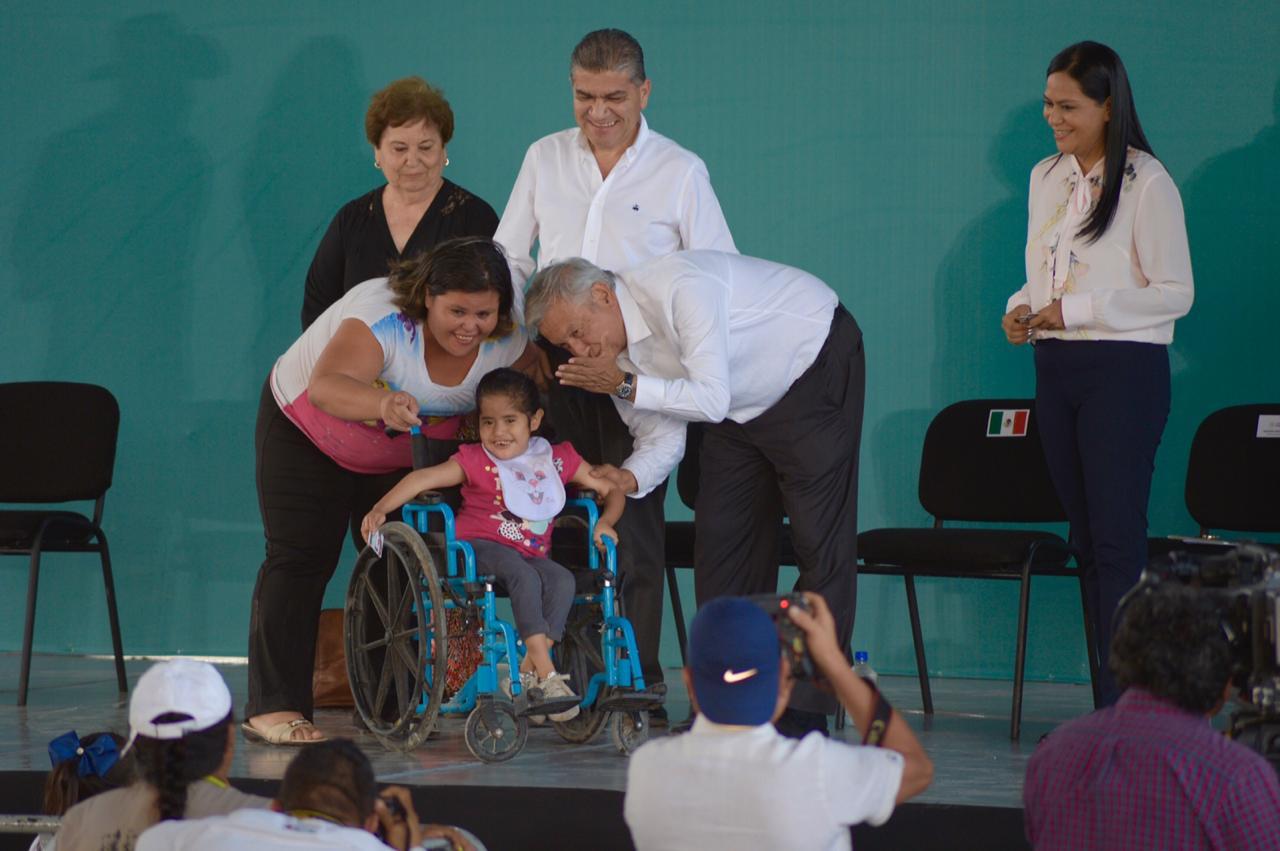 Puso en marcha programas sociales para niños con capacidades diferentes, jóvenes y adultos mayores. (Iván Sánchez)