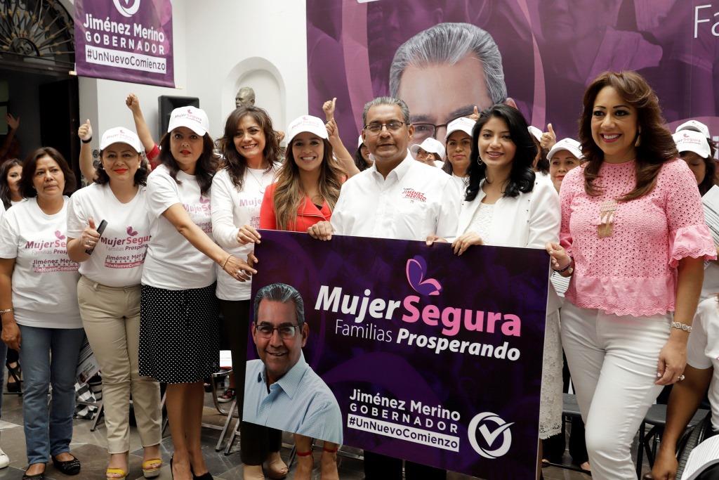 Jiménez Merino presentó esta mañana un programa denominado Mujer Segura  (Agencia Enfoque)
