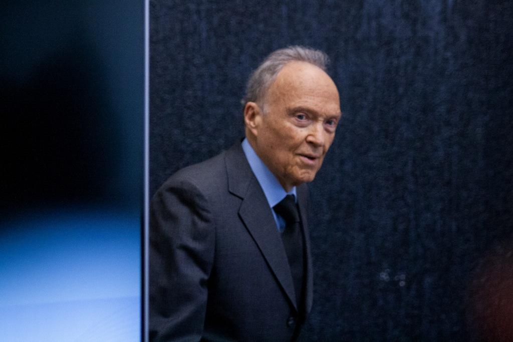 Alejandro Gertz Manero obtuvo la suspensión definitiva contra el Hoy No Circula. (Cuartoscuro)