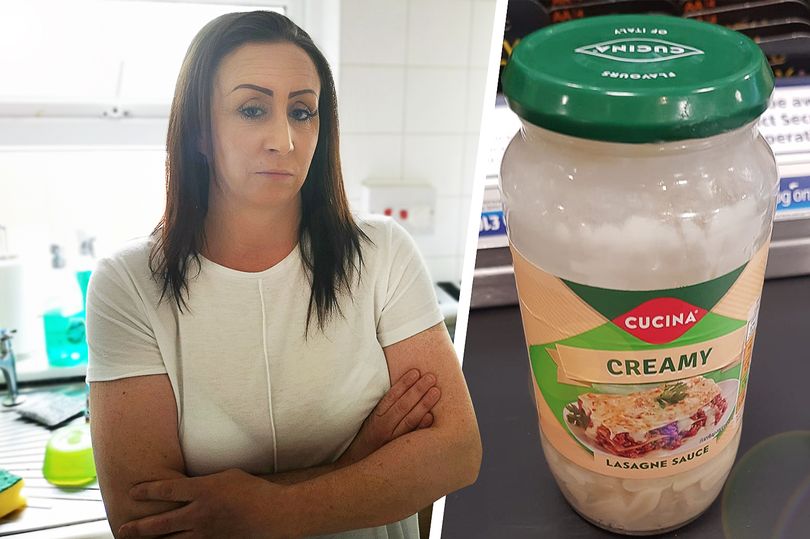 Rianne Ward fue a quejarse a la empresa tras percibir que su salsa vegetariana huele a tocino (Derbyshire Live).