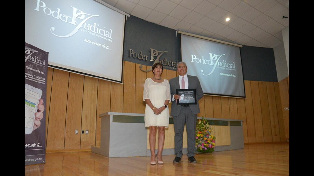 Supremo Tribunal de Justicia y del Consejo General del Poder Judicial de Guanajuato