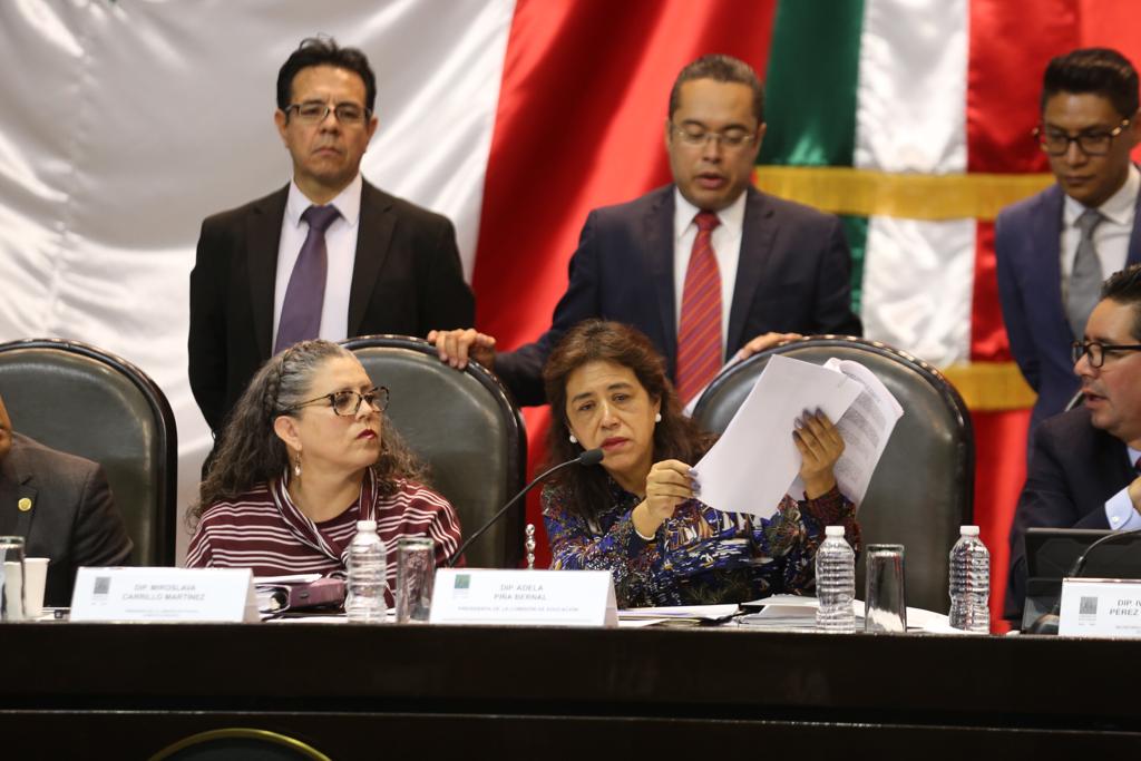 En comisiones, los diputados inician la discusión de la reforma educativa/Jorge Carballo.