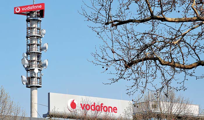 La empresa londinense de telecomunicaciones gastó 18 mil mde en su última adquisición. FABRIZIO BENSCH/reuters