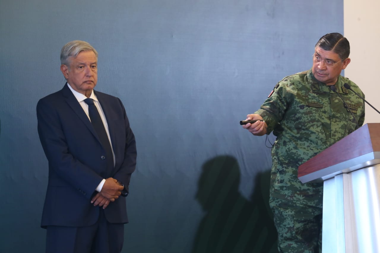 El titular de la Sedena, Luis Cresencio Sandoval, informó que en Hidalgo operan más de 3 mil elementos de seguridad. (Octavio Hoyos | Milenio)