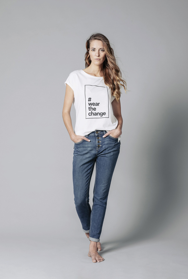 Diversas marcas de fast fashion, como C&A, alientan a sus consumidores a entregar las prendas que ya no usan para ser procesadas de nuevo.