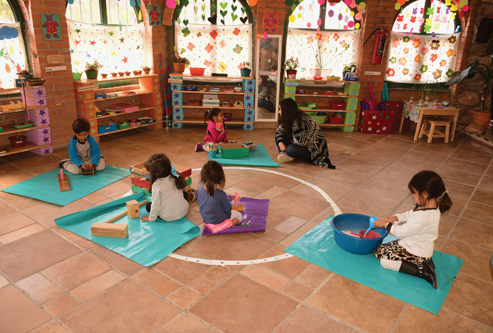 Hipocampus es una empresa social que brinda cuidado y educación para la primera infancia, resultado de la colaboración entre Connovo e Hippocampus Lea