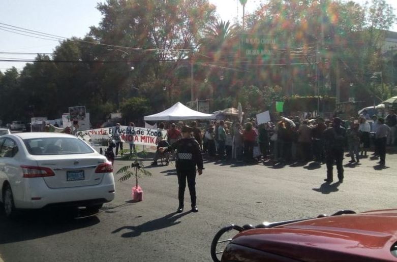 Los manifestantes reabrieron algunos carriles de avenida Universidad. | Twitter @OVIALCDMX