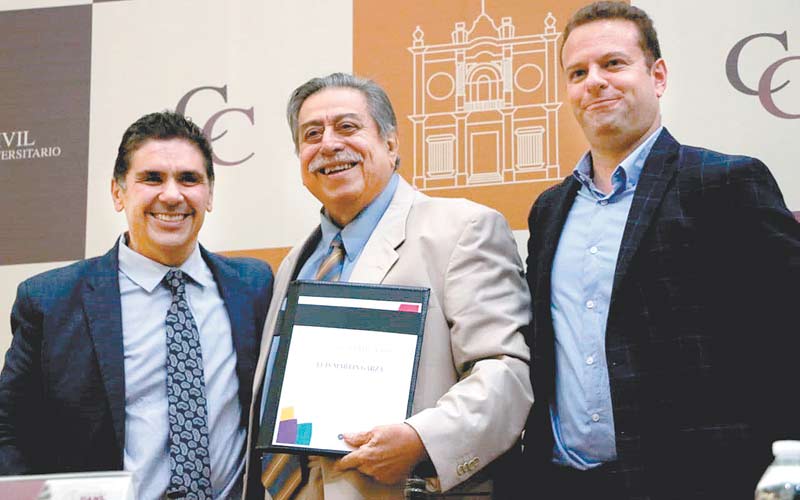 Fue reconocido por su larga trayectoria. (Gustavo Mendoza Lemus)