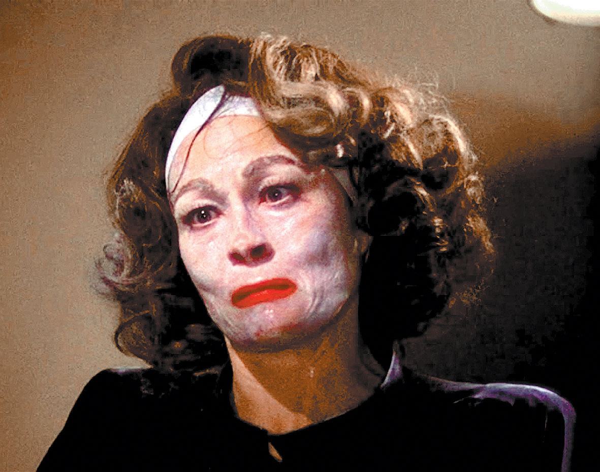 Dunaway es Crawford, quien murió un 10 de mayo. (Especial)