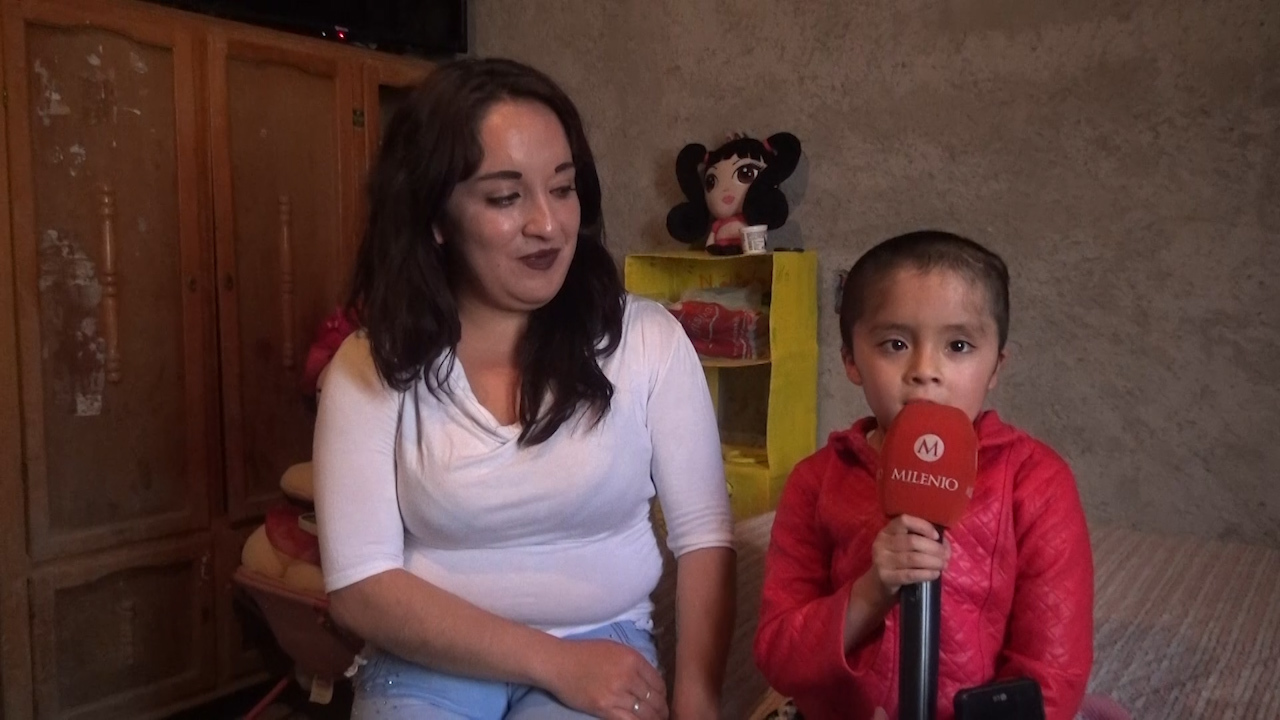 Entrevista con la niña Naydelin Liera Hernández y con su mamá Gabriela Hernández. Piden apoyo para la operación.